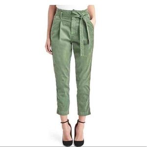 Green high waisted pleated pants